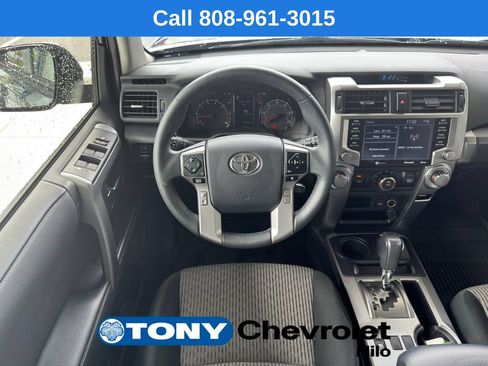 Used 2023 Toyota 4Runner SR5 AWD/4WD image 12