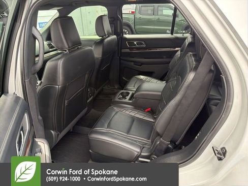 Used 2018 Ford Explorer Platinum AWD/4WD image 15