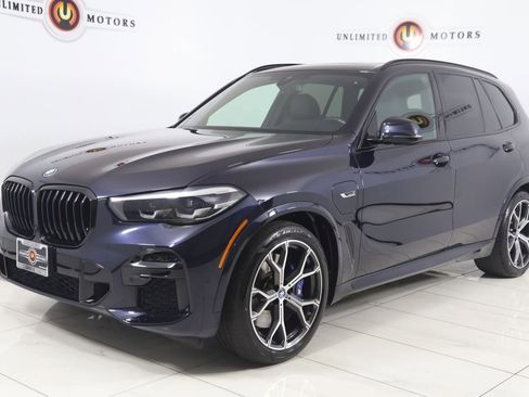 Used 2023 BMW X5 xDrive45e w/ M Sport Package AWD/4WD image 5