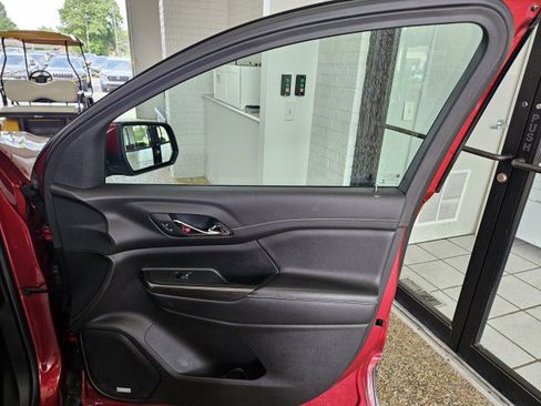 Used 2019 GMC Acadia SLT AWD/4WD image 16
