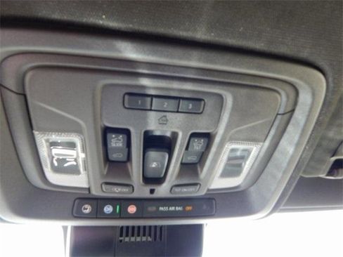 New 2025 GMC Sierra 1500 Denali w/ Technology Package image 25