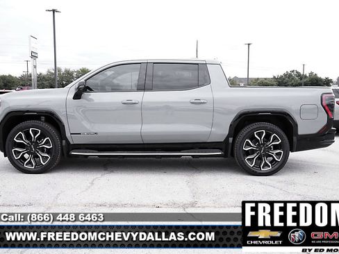 New 2025 GMC Sierra EV Denali image 4