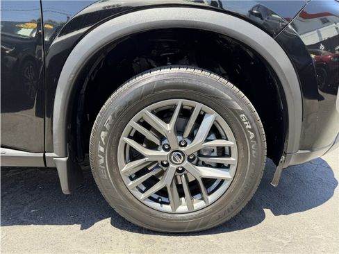 Used 2021 Nissan Rogue S FWD image 7