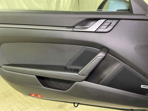 Used 2025 Porsche 911 Carrera image 30