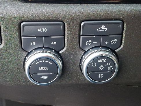 Used 2025 GMC Sierra 1500 Elevation AWD/4WD image 25