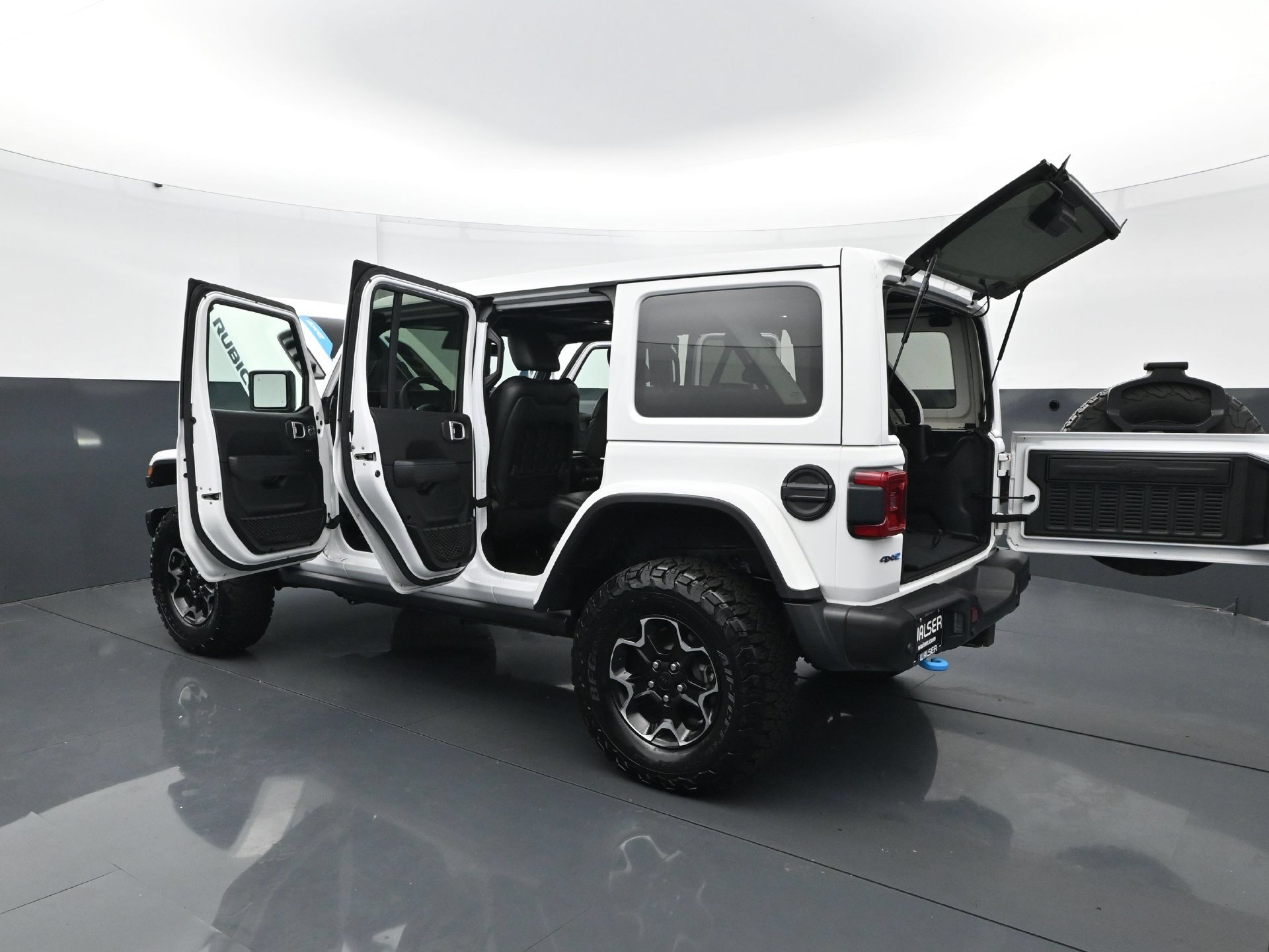 Used 2021 Jeep Wrangler Unlimited Rubicon 4xe w/ Steel Bumper Group AWD/4WD image 29