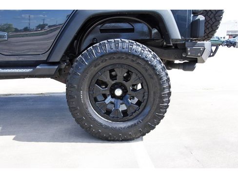 Used 2016 Jeep Wrangler Unlimited Sport w/ Quick Order Package 23S AWD/4WD image 28