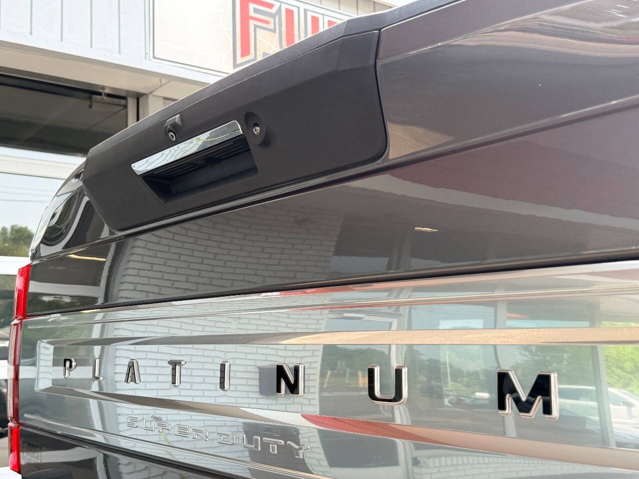 Used 2022 Ford F350 Platinum AWD/4WD image 10