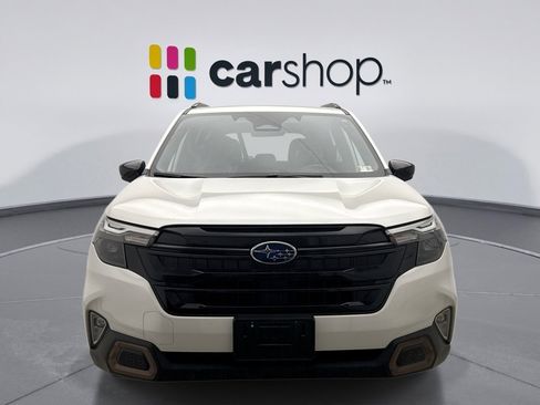 Used 2025 Subaru Forester Sport AWD/4WD image 6