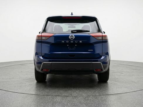 Used 2025 Nissan Rogue SV image 7