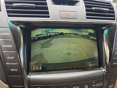 Used 2007 Lexus LS 460 RWD image 22