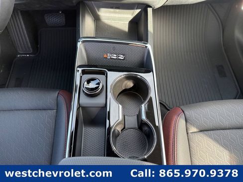 New 2026 Chevrolet Equinox RS w/ Safety and Technology Package AWD/4WD image 15