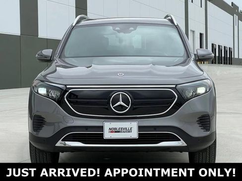 Used 2023 Mercedes-Benz EQB 350 4MATIC SUV image 5
