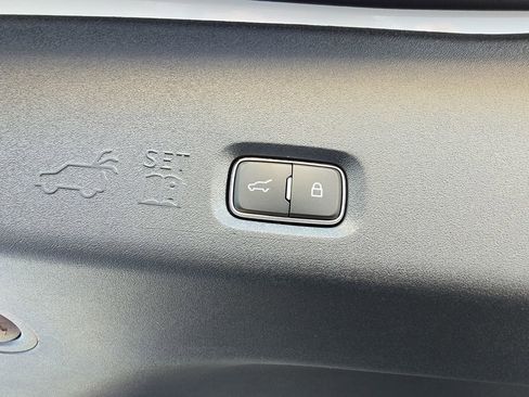 New 2026 Ford Expedition Tremor image 21