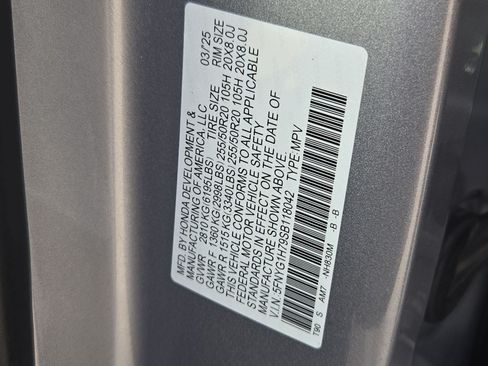 Certified 2025 Honda Pilot Touring image 35