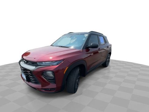 Certified 2023 Chevrolet TrailBlazer RS w/ Sun and Liftgate Package AWD/4WD image 4