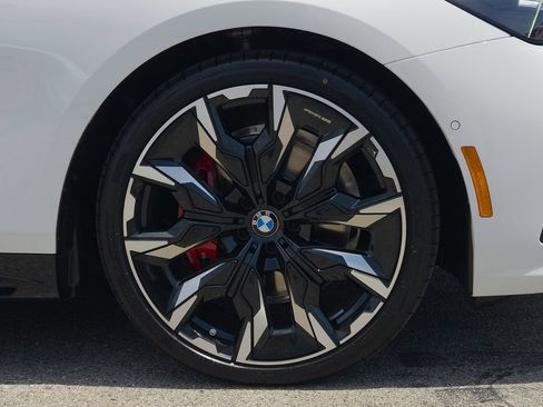 New 2027 BMW 530i w/ M Sport Package RWD image 5