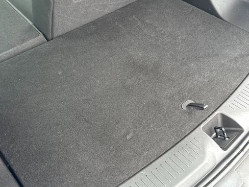 Used 2022 Chevrolet Bolt EUV LT image 13