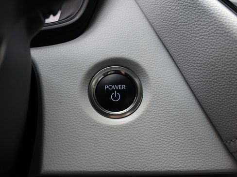 Used 2025 Toyota Corolla SE w/ SE Premium Package AWD/4WD image 22