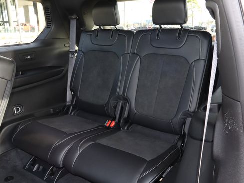 New 2025 Jeep Grand Cherokee L Altitude image 16