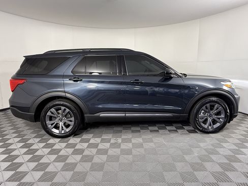 Certified 2023 Ford Explorer XLT w/ Equipment Group 202A RWD image 2