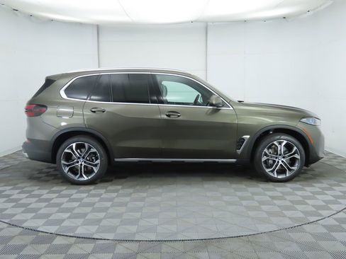 New 2026 BMW X5 sDrive40i w/ Climate Comfort Package image 4
