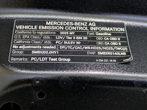 Certified 2025 Mercedes-Benz GLC 300 image 26