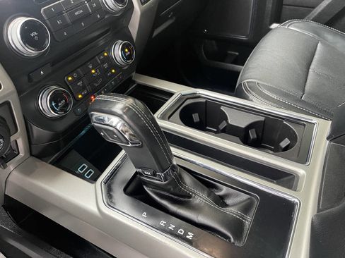 Used 2018 Ford F150 Lariat w/ Equipment Group 502A Luxury image 26