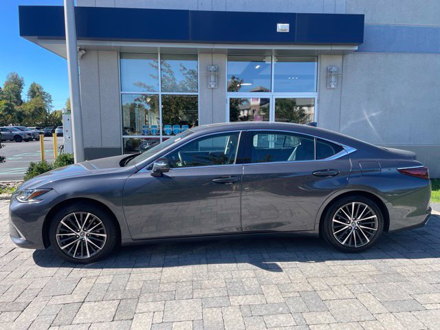 Used 2023 Lexus ES 350 w/ Premium Package FWD image 3