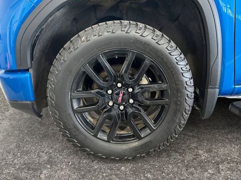 Used 2022 GMC Sierra 1500 Elevation w/ Elevation Premium Package image 11