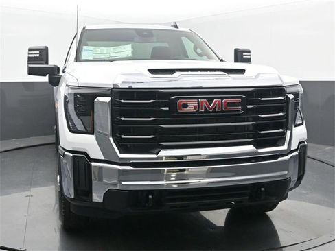New 2026 GMC Sierra 2500 Pro w/ Convenience Package image 8