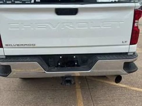 Used 2024 Chevrolet Silverado 2500 LT AWD/4WD image 19