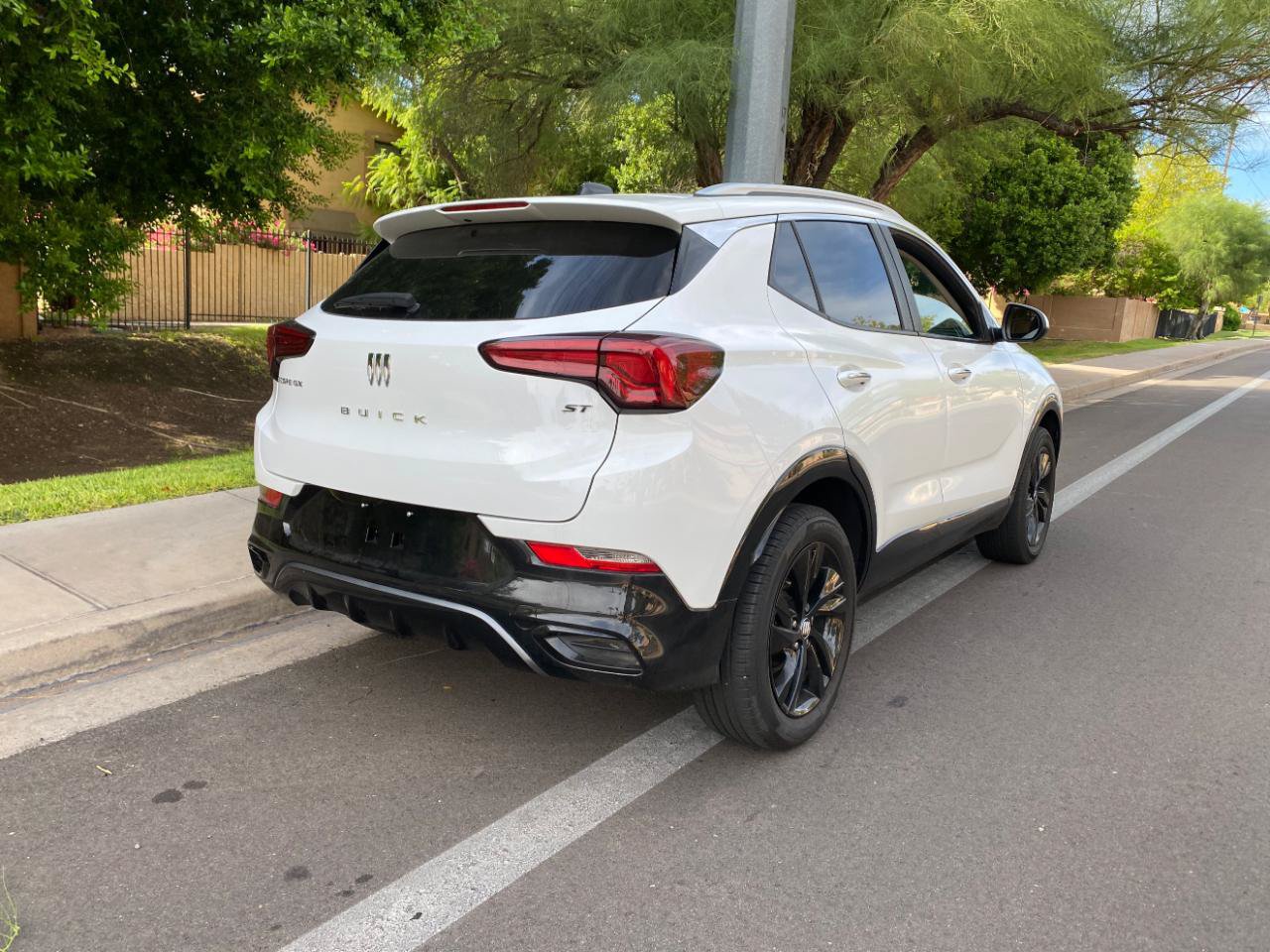Used 2024 Buick Encore GX Sport Touring FWD image 10