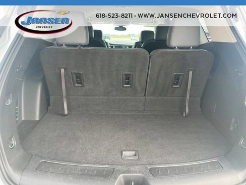Used 2020 Buick Enclave Essence FWD image 25