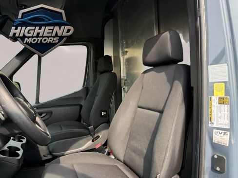 Used 2019 Mercedes-Benz Sprinter 144 image 15