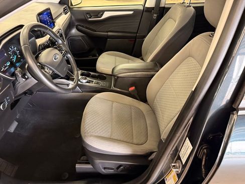Used 2022 Ford Escape SE w/ Convenience Package FWD image 20