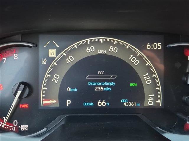 Used 2023 Toyota RAV4 XLE w/ Convenience Package FWD image 9