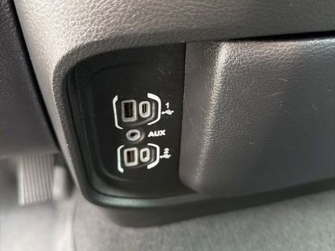 Used 2019 RAM 1500 Big Horn RWD image 18