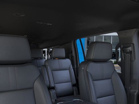 New 2026 Chevrolet Suburban RST w/ Comfort Package AWD/4WD image 24