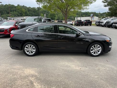Used 2025 Chevrolet Malibu LT FWD image 8