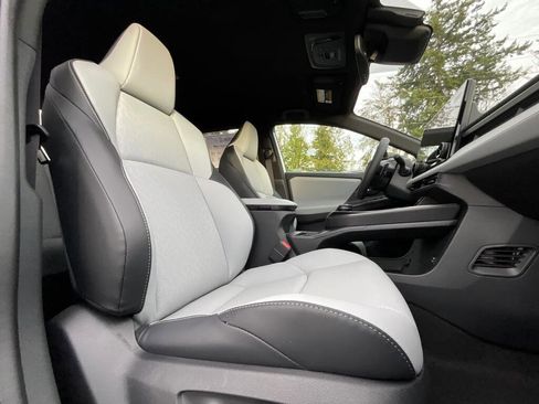 New 2026 Subaru Solterra Limited XT image 12