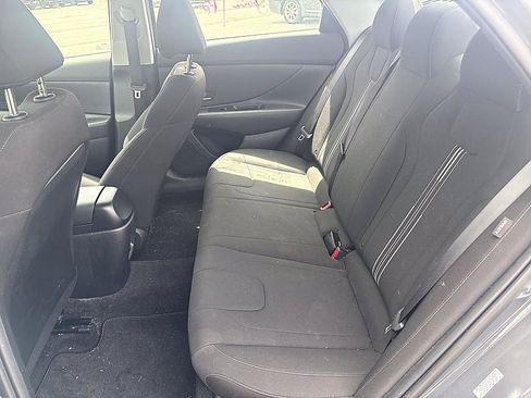 Used 2024 Hyundai Elantra SEL FWD image 22
