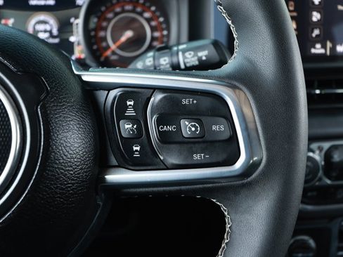 Certified 2025 Jeep Wrangler Unlimited Sahara AWD/4WD image 14