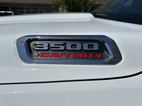 New 2024 RAM 3500 Tradesman image 27