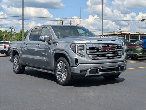 Used 2024 GMC Sierra 1500 Denali w/ Denali Reserve Package AWD/4WD image 11