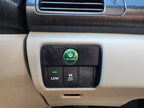 Used 2014 Honda Accord EX-L image 21