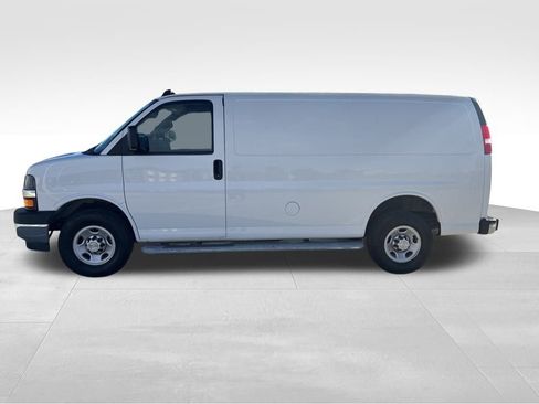Used 2023 Chevrolet Express 2500 w/ Driver Convenience Package image 3