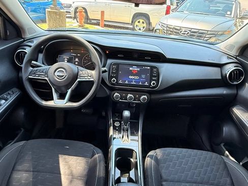 Used 2024 Nissan Kicks SV FWD image 24