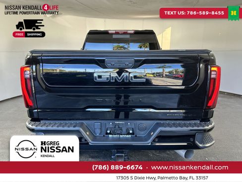 Used 2024 GMC Sierra 2500 Denali Ultimate image 10