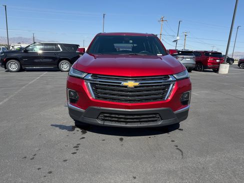 Used 2023 Chevrolet Traverse LT FWD image 8